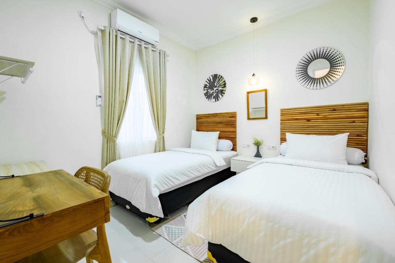 Siji Plemburan Vacation Home Kejayan Esterno foto
